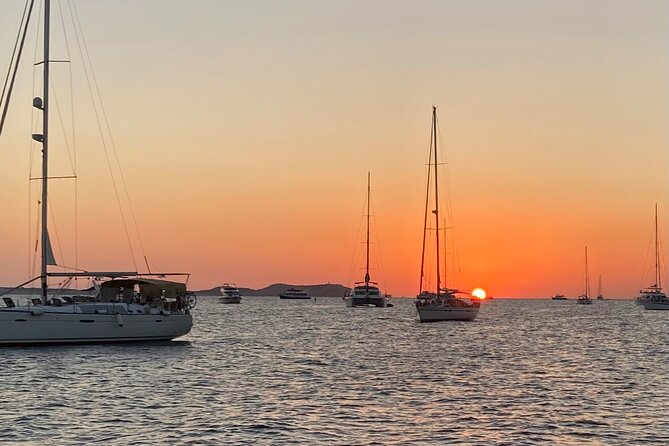 Explore the Beautifull Seaside of Formentera. Incl Cava, Drinks, Snacks, .. - Seaside Exploration