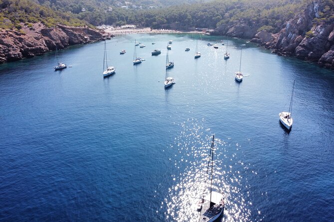 Explore the Beautifull Seaside of Formentera. Incl Cava, Drinks, Snacks, .. - Secure Your Spot