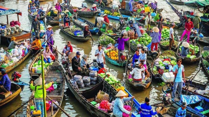 Explore the Charm of Cai Be Fruity Town & Enjoy a Boat Ride - Inclusions and Amenities