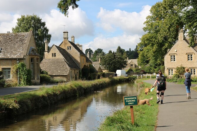 Explore the Cotswolds (Private Day Tour From London) - Churchills Grave and Historic Sites