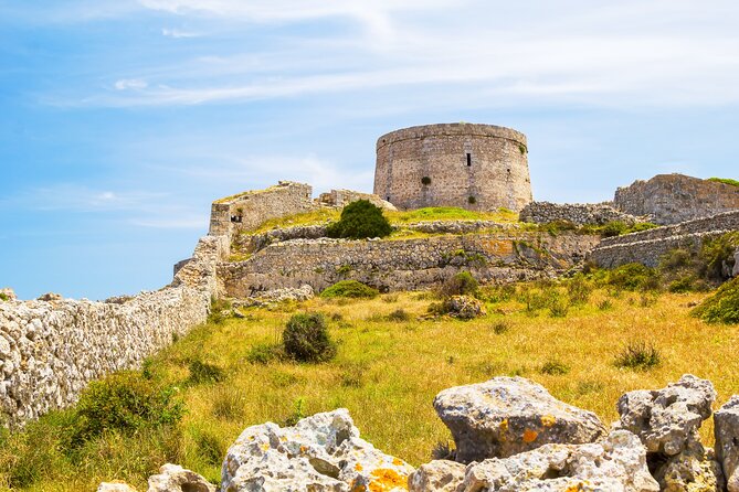 Explore the East Coast of Menorca: Hiking and Visiting Vineyards - Overview of the Experience