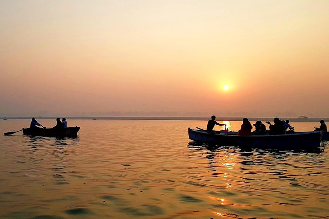 Explore the Highlights of Varanasi - Cremation Grounds and Spirituality
