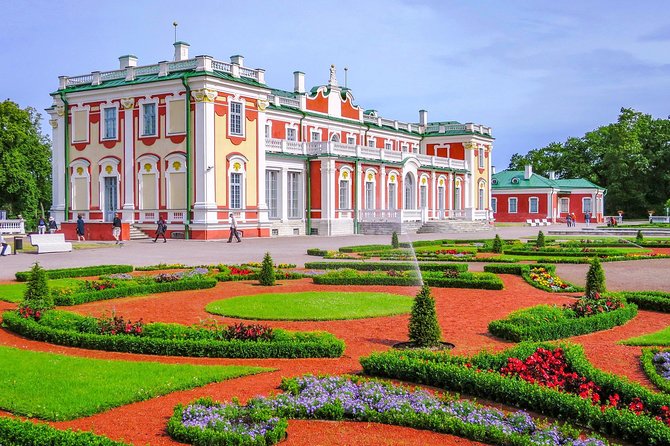 Explore the Instaworthy Spots of Tallinn With a Local - Key Points