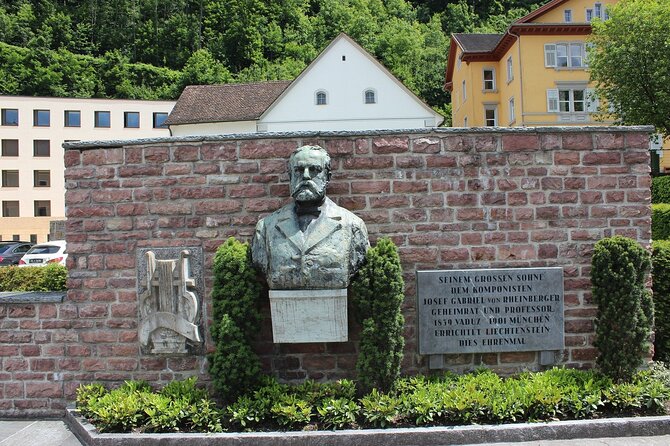 Explore the Instaworthy Spots of Vaduz With a Local - Meeting Point and End Point