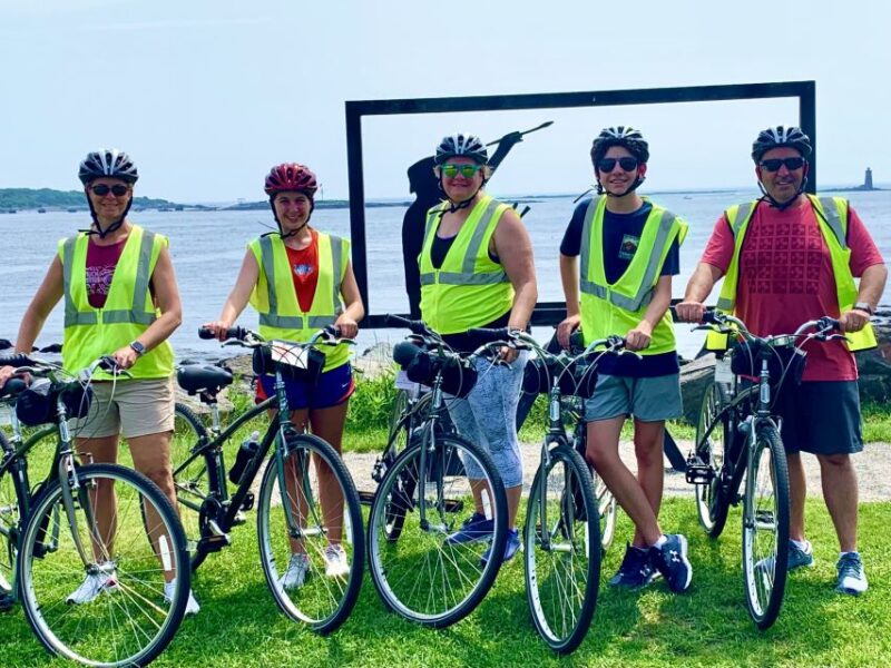 Explore the Islands & Harbor Guided Bike Tour 2-2.5 Hrs. - Itinerary Highlights