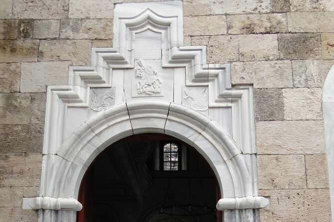 Explore The Old Town With Local Taste - Meeting Point and End Point