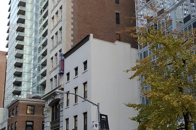 Explore the Ruins of a Forgotten City in the Middle of Manhattan - Architectural Marvels of a Bygone Era