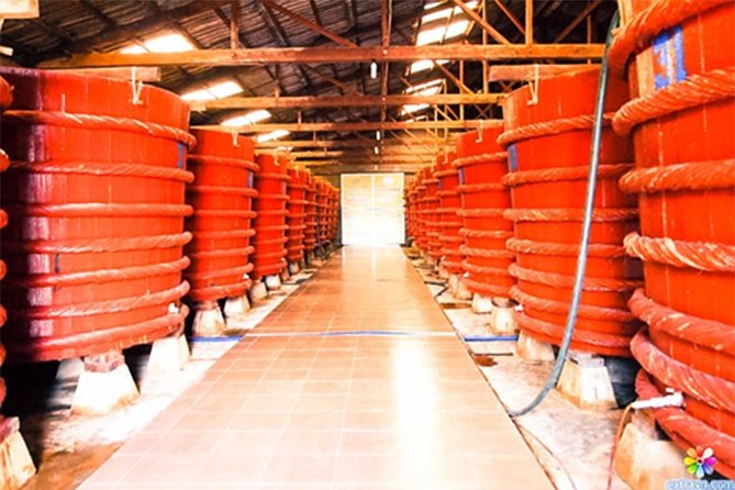 Explore the South of Phu Quoc Island by Classical US Army Jeeps - Visiting a Pearl Farm
