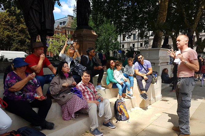 Explore Tower Bridge & Londons Top 15 Landmarks Tour - Group Size and Safety