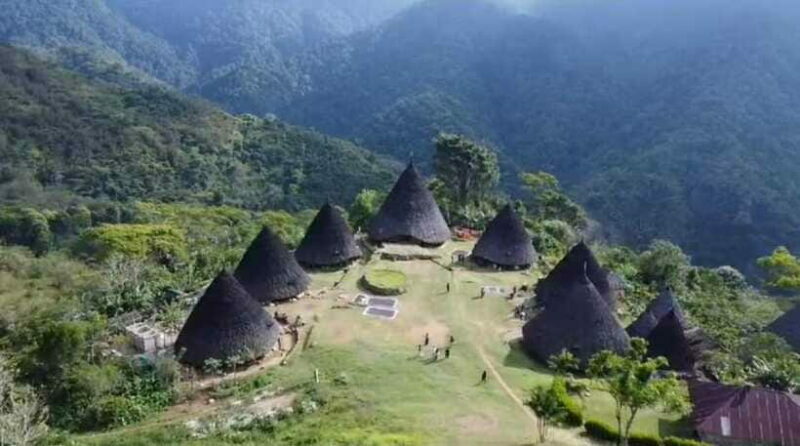 Explore Traditional Village of WAE REBO 2D/1N Shared Tour - Practical Tips for Your Wae Rebo Visit