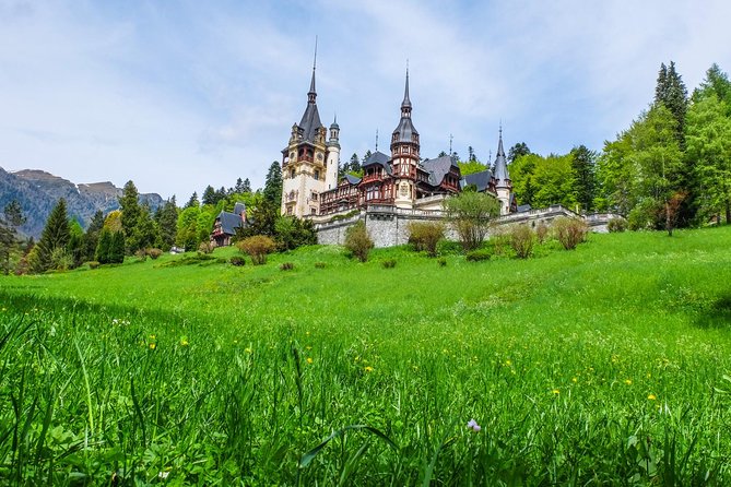 Explore Transylvania Tour 4 Days - Bucharest - Sinaia - Brasov