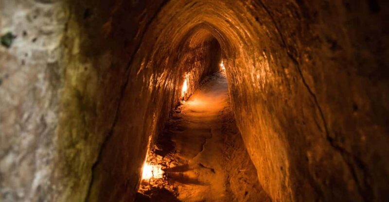 Explore Underground Tunnels in Cu Chi - Key Points