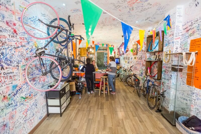 Explore Valencia by Night: 2-Hour Night Bike Tour - Key Points