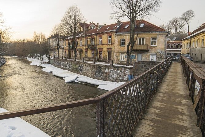 Explore Vilnius' Art and Culture With a Local - Exploring Unique Neighborhoods