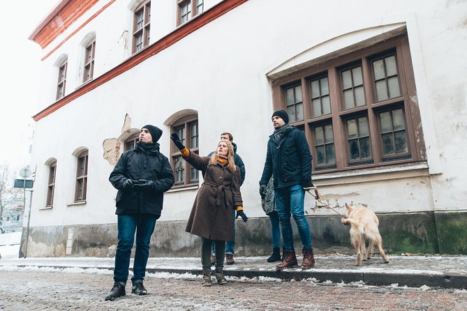 Explore Vilnius: Old Town and Uzupis Guided Walking Tour - Key Highlights