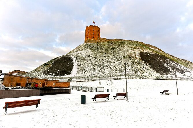 Explore Vilnius: Old Town and Uzupis Guided Walking Tour - Customer Reviews
