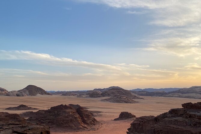Explore Wadi Rum: Jeep Tour, Bed and Breakfast, and Dinner - Discovering Wadi Rums Natural Wonders