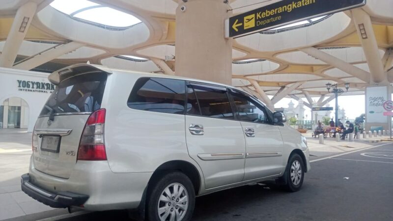Explore Yogyakarta: Private Car With Driver - Traditional Arts and Crafts