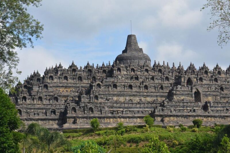 Explore Yogyakarta: Private Car With Driver - Frequently Asked Questions