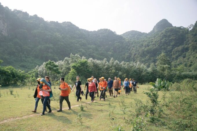 Explorer Cha Loi Cave System 2 Days 1 Night - Exploring Hang Kieu Cave
