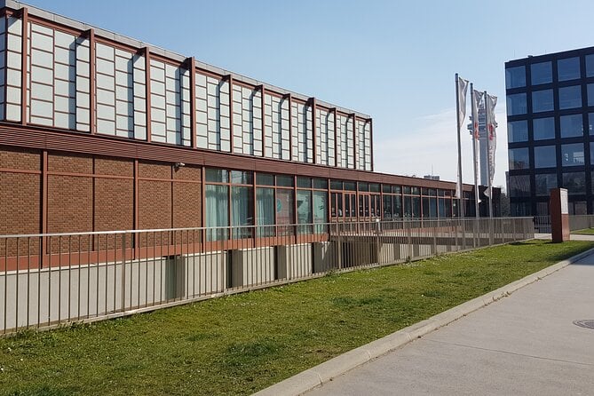 Exploring Contemporary Art: Private Tour of Museums With Tickets - Reviews and Ratings