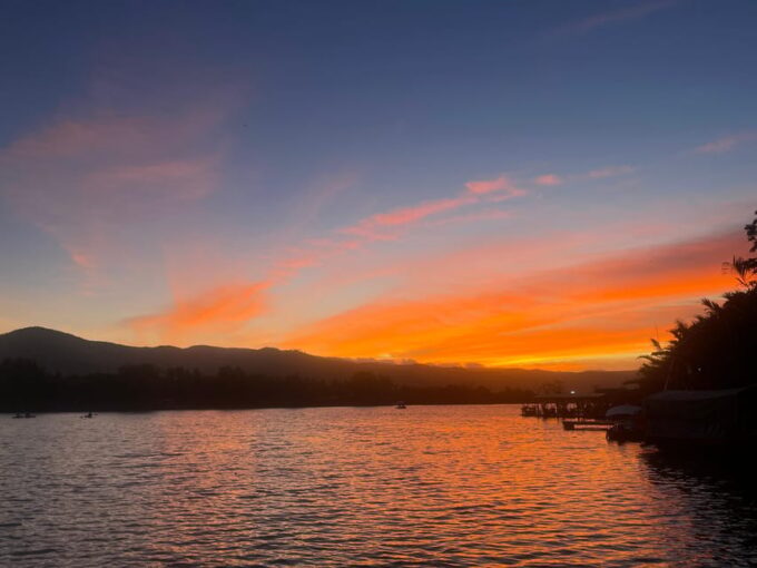 Exploring Country Side Tours and Kayaking Tours - Transportation and Tour Guide