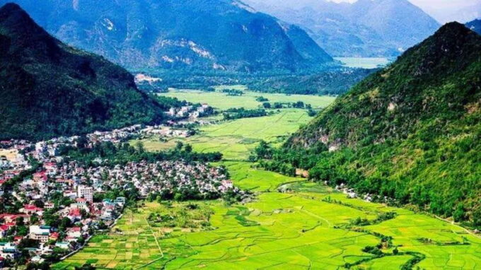 Exploring Mai Chau: Nature and Culture Unveiled 1 Day - Hotel Pick-up and Drop-off