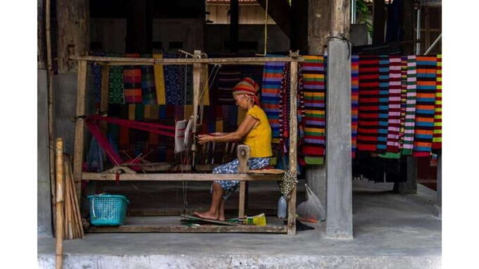 Exploring Mai Chau: Nature and Culture Unveiled 1 Day - Traditional Vietnamese Lunch