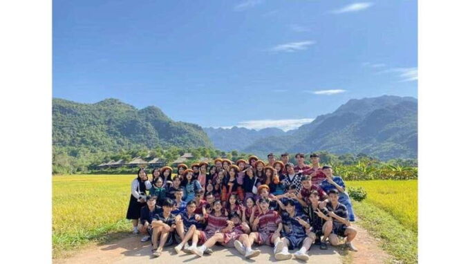 Exploring Mai Chau: Nature and Culture Unveiled 1 Day - Guided Bike Tour Through Countryside