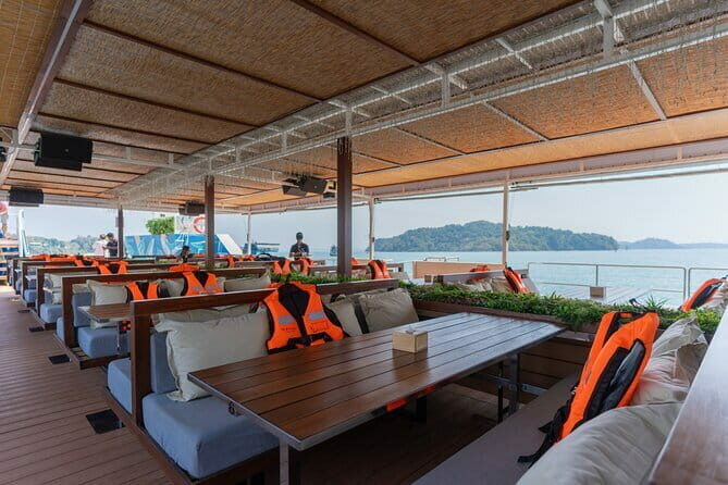 Exploring Phang Nga Bay national park with Lunch and Dinner - What’s It Like on the Boat?