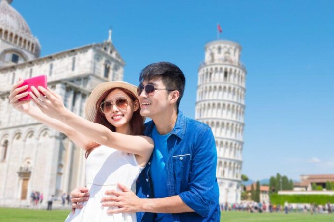 Exploring Pisa – Walking Tour for Couples - Exploring Pisas Landmarks