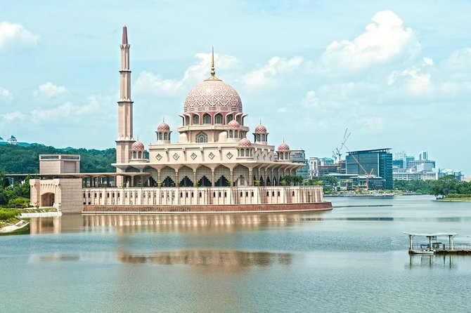 Exploring Putrajaya: A Half-Day Sightseeing Tour - Pickup and Flexibility Details