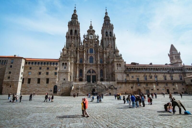 Exploring Santiago De Compostela Walking Tour for Couples - Museo Del Pueblo Gallego