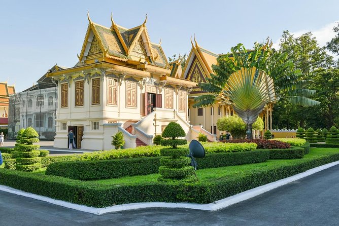 Exploring the Best of Phnom Penh: A Full Day Tour - National Museum