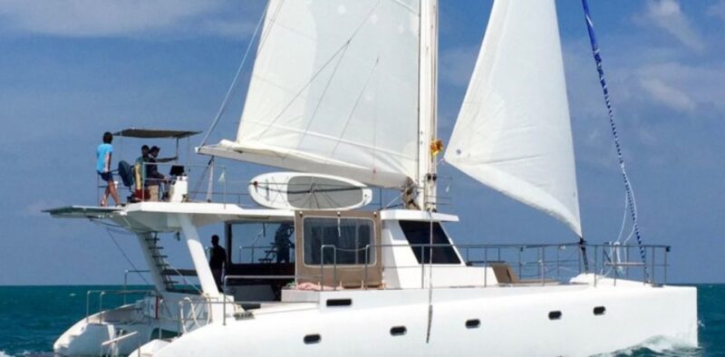 Exploring the Eastern Coast: A Week of Beaches and Reefs - Sailing Adventures