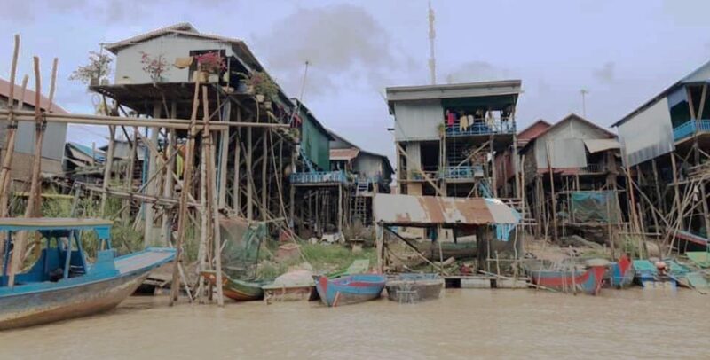 Exploring the Enchanting Waters: A Floating Village Tour - Itinerary Details