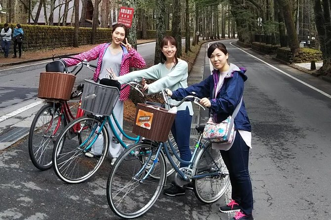 Exploring the Nature and Sightseeing Spots of KaruizawaForest Bathing Cycling - Rental Bicycle Shop