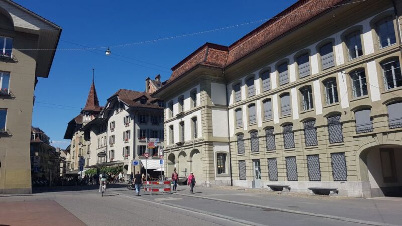 Exploring UNESCO Gem: Private 3-Hour Walking Tour of Bern - Town Hall, Zytglogge, and Parliament Building