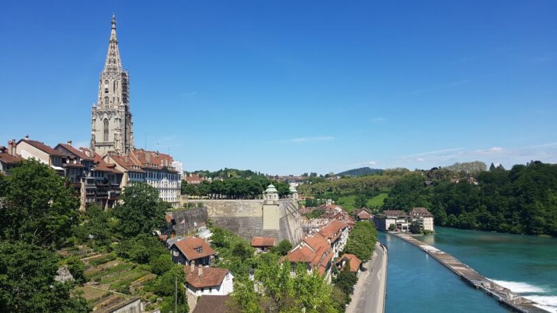 Exploring UNESCO Gem: Private 3-Hour Walking Tour of Bern - Discovering Medieval Old Town