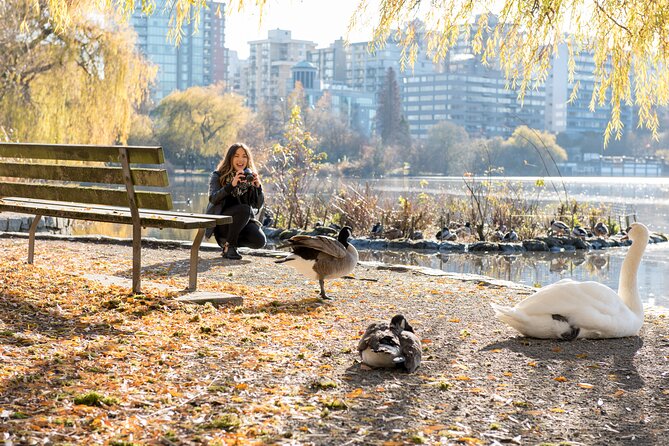 Exploring Vancouver: Includes Admission to Vancouver Lookout - Totem Poles at Brockton Point