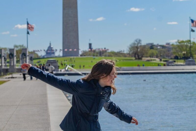 Exploring Washington's Iconic Landmarks - Tour Experience