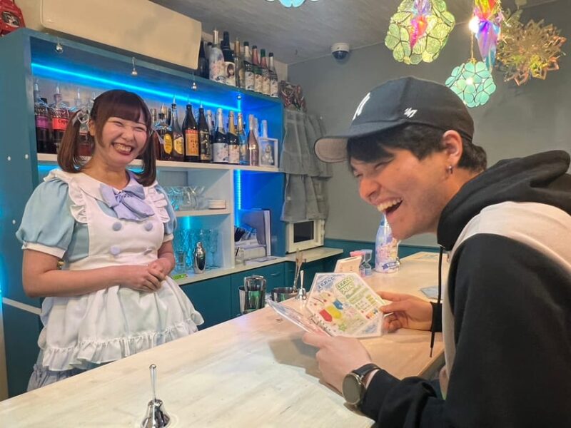 Express Time in Osaka: Maid Cafe, Local Culture! - Key Points