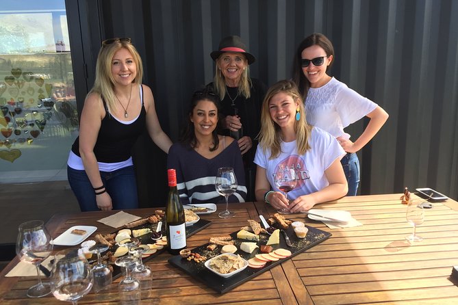 Express Wine Tour & Māori Culture Wānaka - Winery Experiences