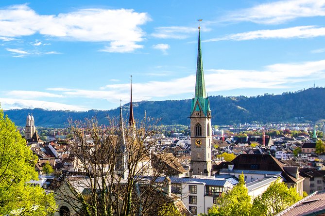 Express Zurich in 60 Minutes With a Local - Tour Experience Highlights