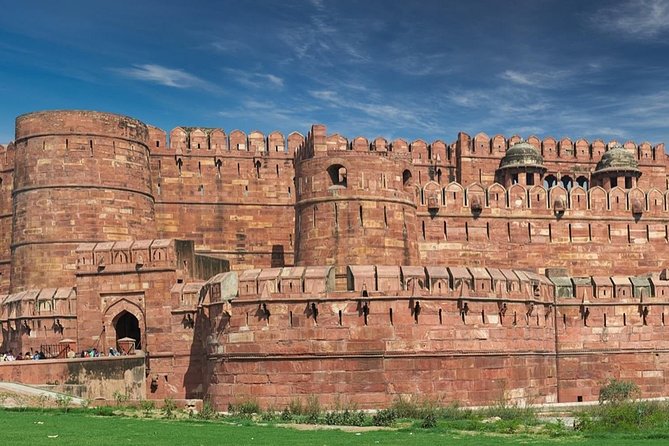 Extensive Agra Fort and Colorful Kinari Bazaar Tour - Exploring Jahangeeri Mahal and Shish Mahal