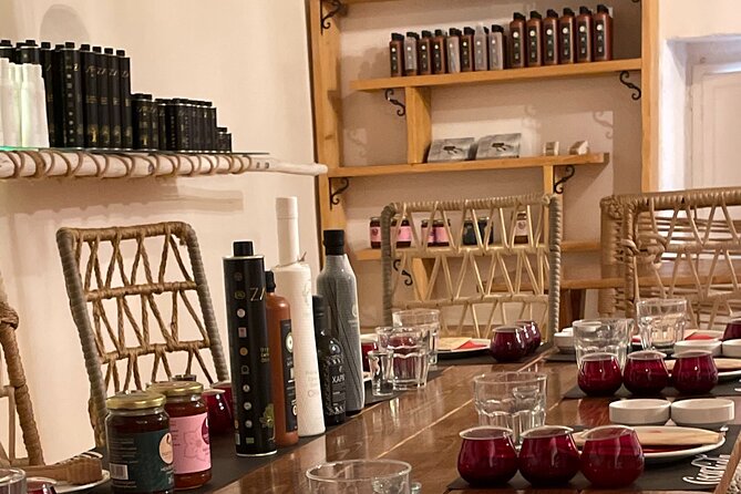 Extra Virgin Olive Oil and Honey Tasting - Olive Oil and Honey Varieties