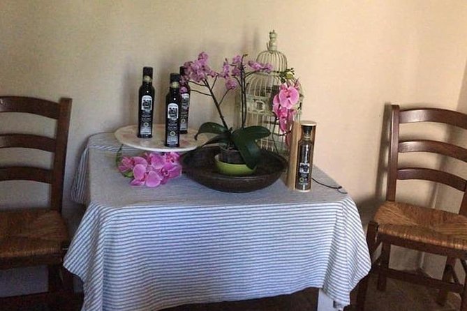 Extra Virgin Olive Oil Experience - Meeting and Pickup