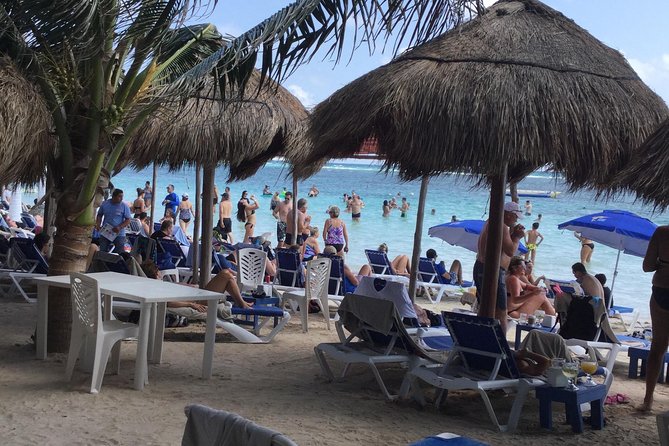 FACILITIES BEACH CLUB For A Day At The Beach At Los Arrecifes Restaurant. - Facilities and Amenities Offered