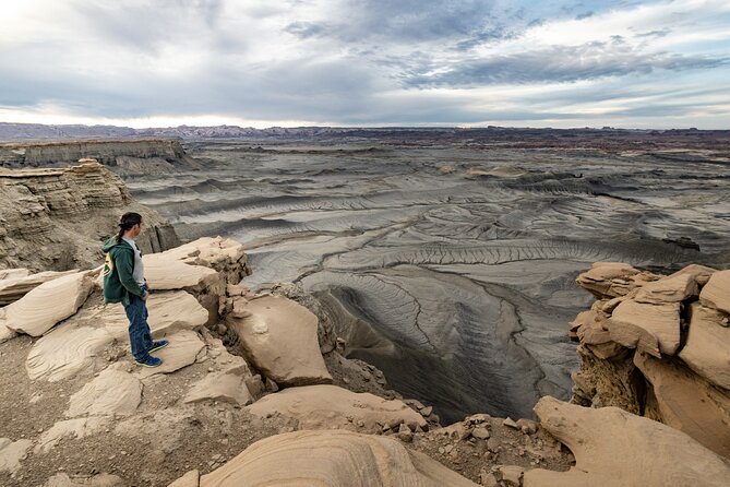 Factory Butte and Moonscape Overlook Guided Tour - Tour Accessibility