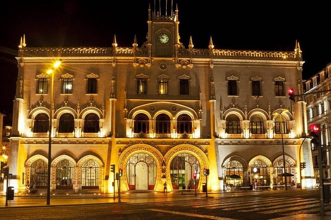 Fado Dinner & Lisbon by Night - Booking Information